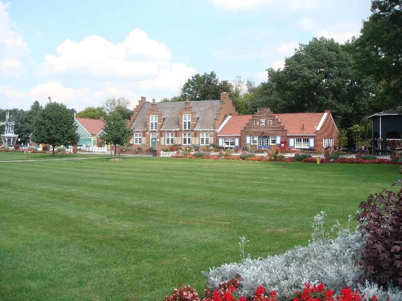 Western Michigan [2009] 482.JPG - Scenes from Windmill Island in Holland, Michigan.